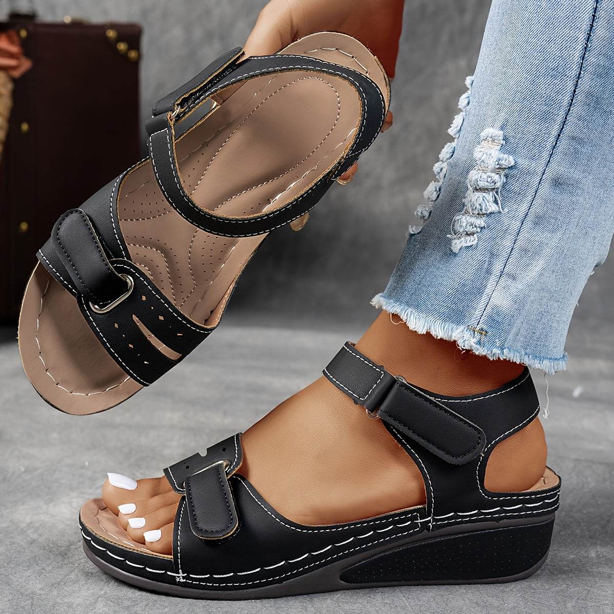 Noora™ | Aldona - Ortopediska sandaler med kilklack