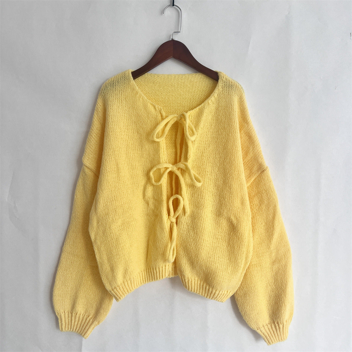 Enfärgad Crew Neck Snörad Cardigan