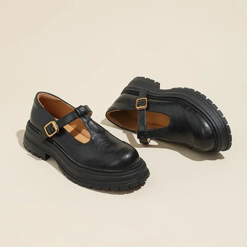 Mary Janes - Tidlös Eleganta Skor