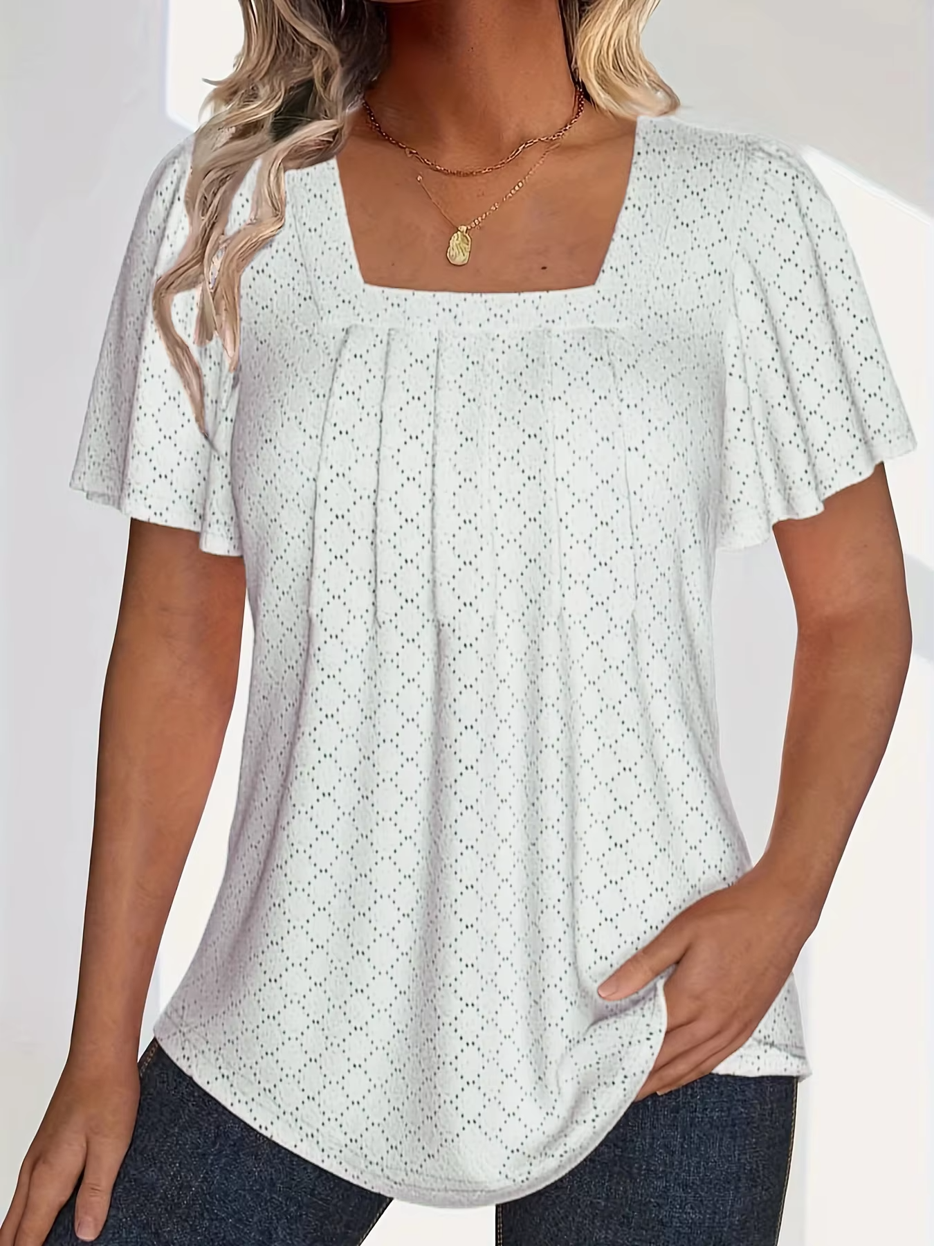 Noora™ | Mirelle – Blus med fyrkantig halsringning och textur