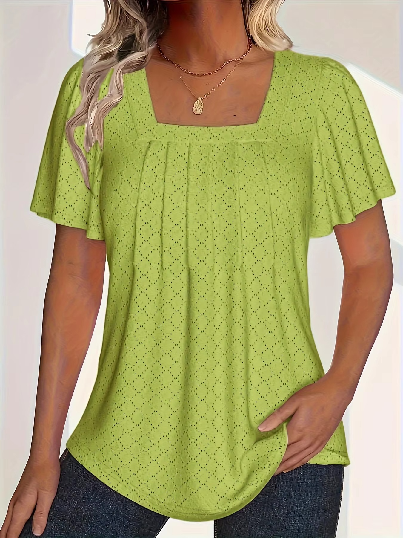 Noora™ | Mirelle – Blus med fyrkantig halsringning och textur
