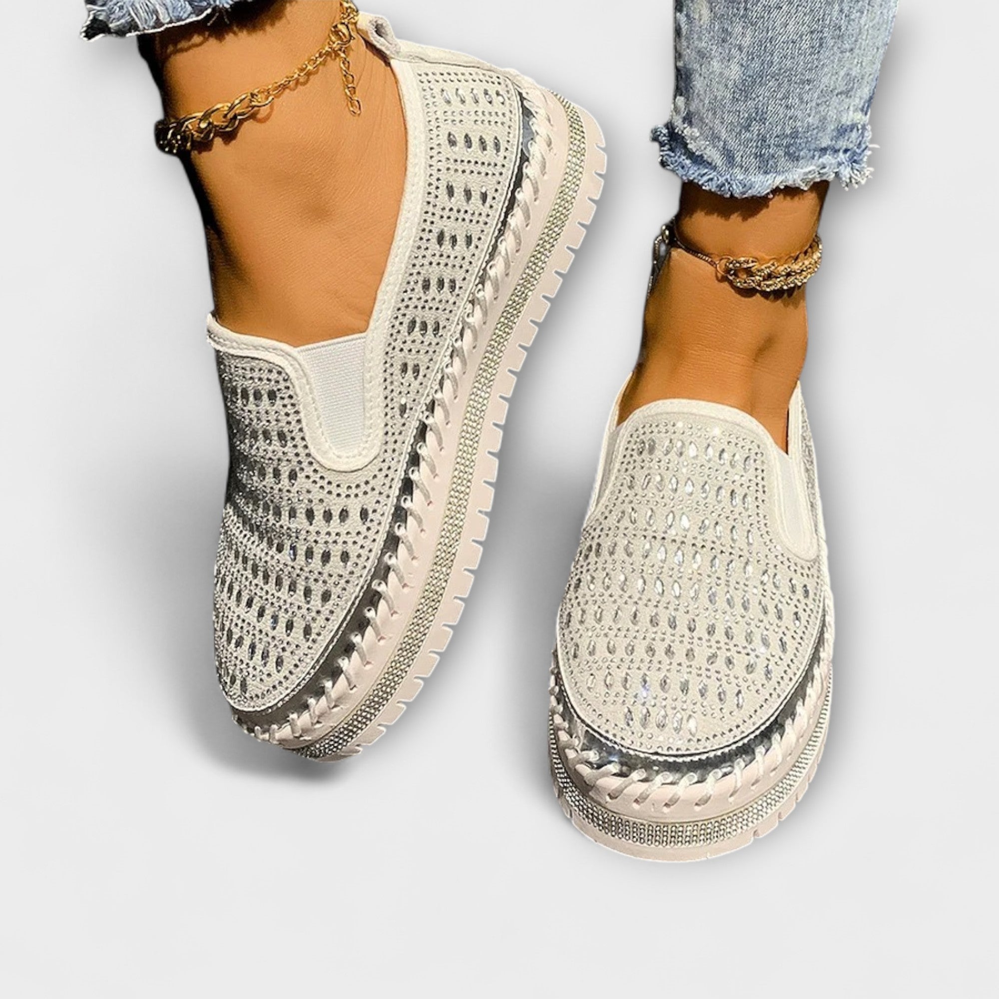 Kenna | Slip-on med perforerad design