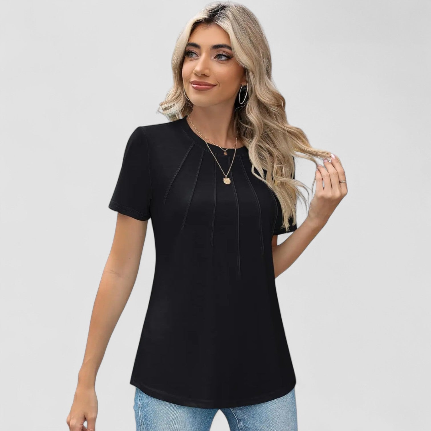 Noora™ | Noelie – Kortärmad topp med sömdetaljer