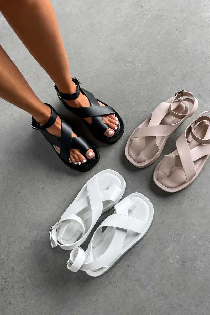 Noora™ | Eleganta & Avslappnade Sandaler Petra