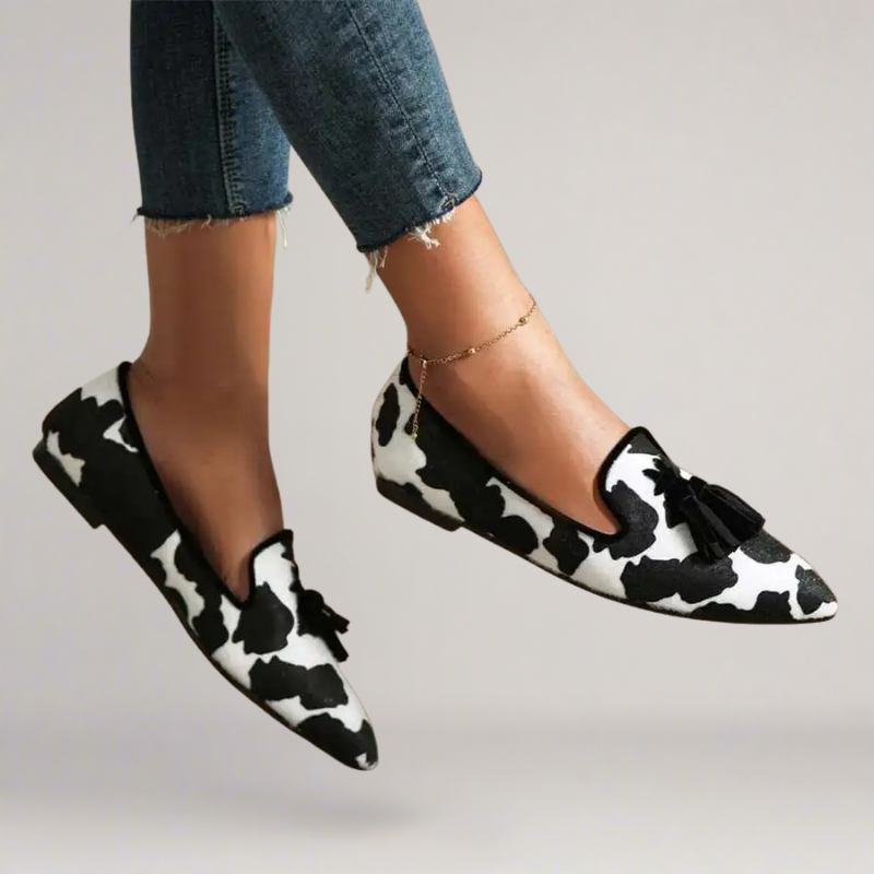 Noora™ | Handgjord mockasin i ekoläder med tryck