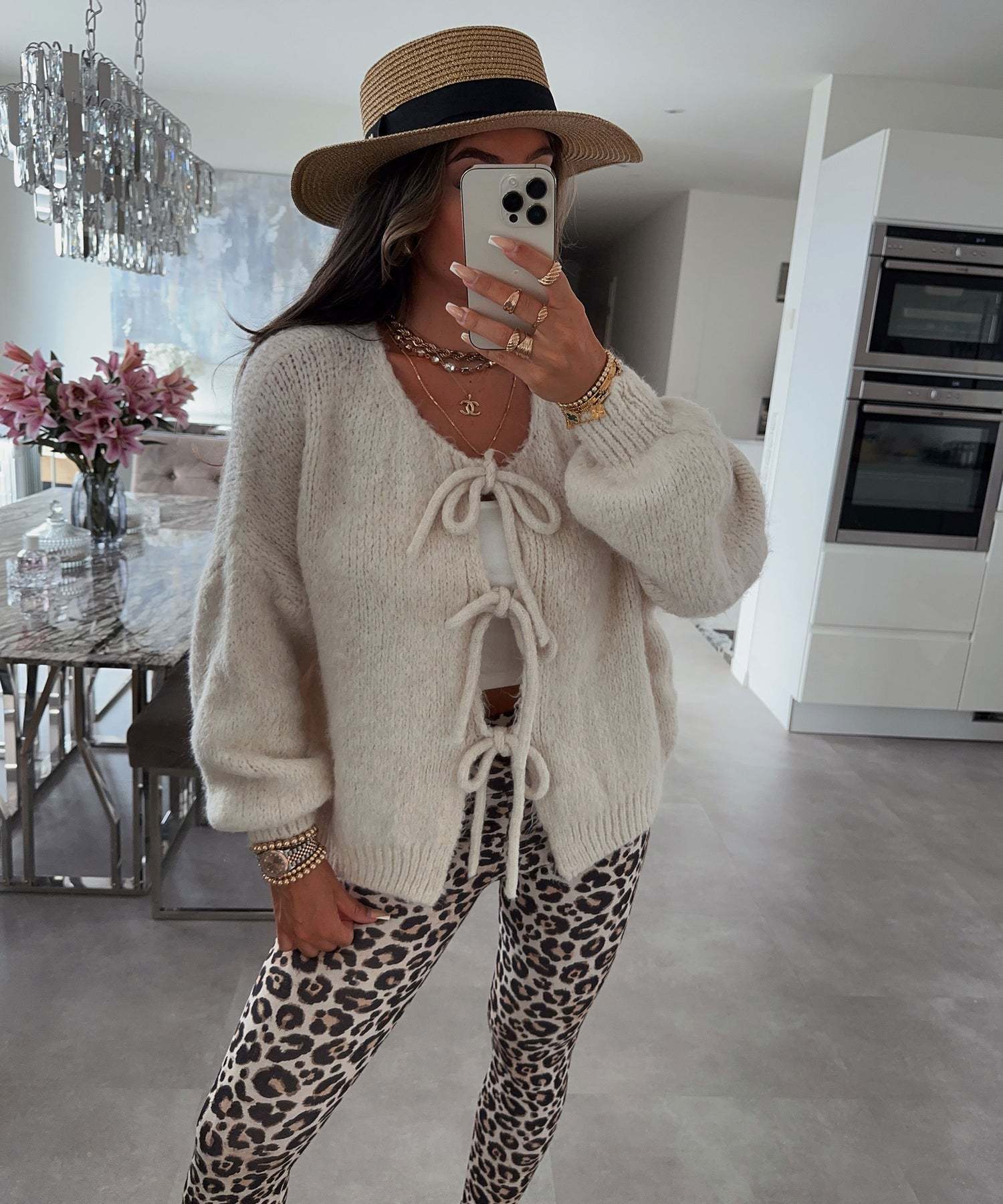 Enfärgad Crew Neck Snörad Cardigan
