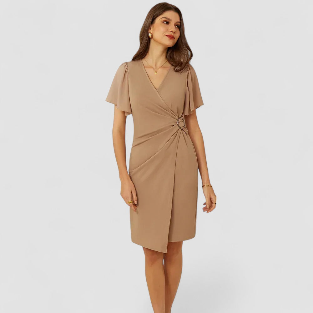 Noora™ | Elegant beige omlottklänning