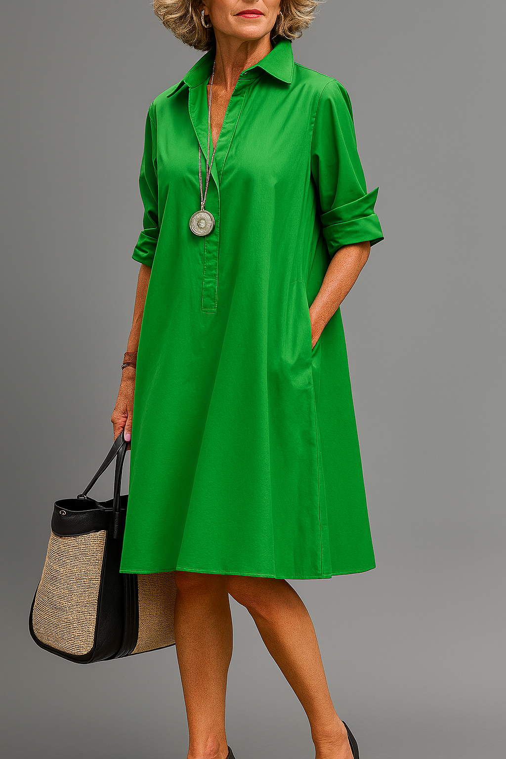 Bernadette - Elegant Midiklänning med Tidlös Charm