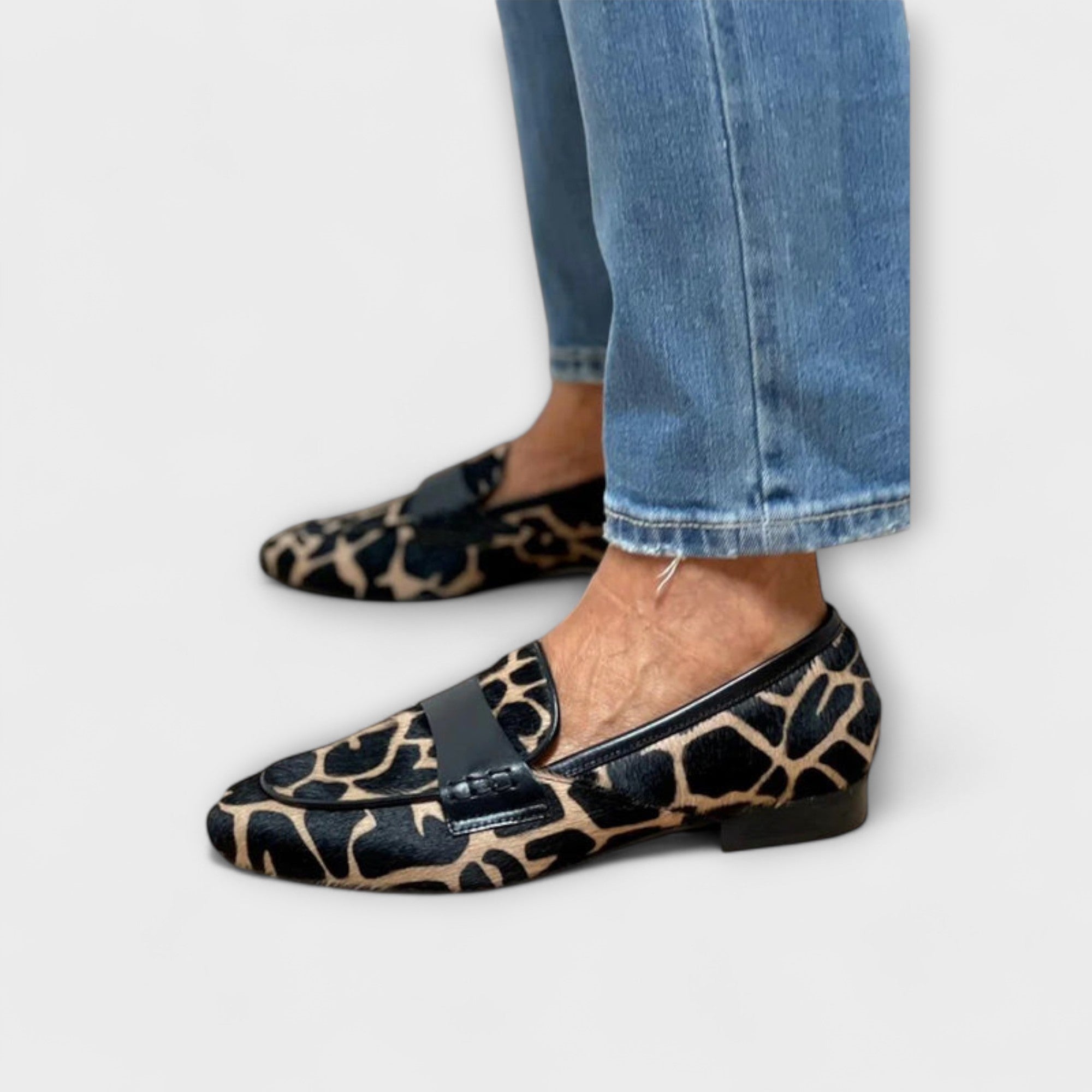 Haisley | Statement loafers med djurmönster