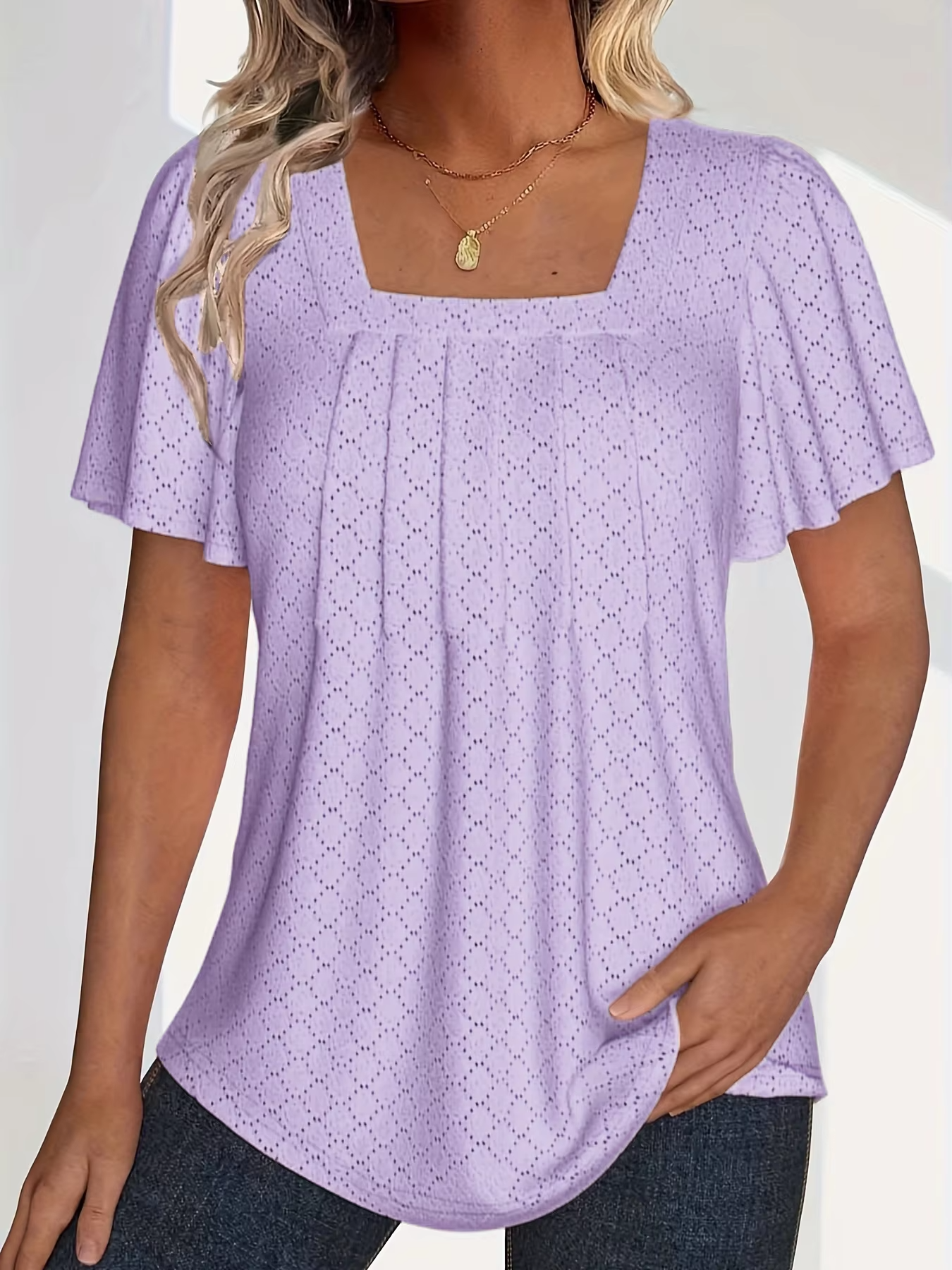 Noora™ | Mirelle – Blus med fyrkantig halsringning och textur