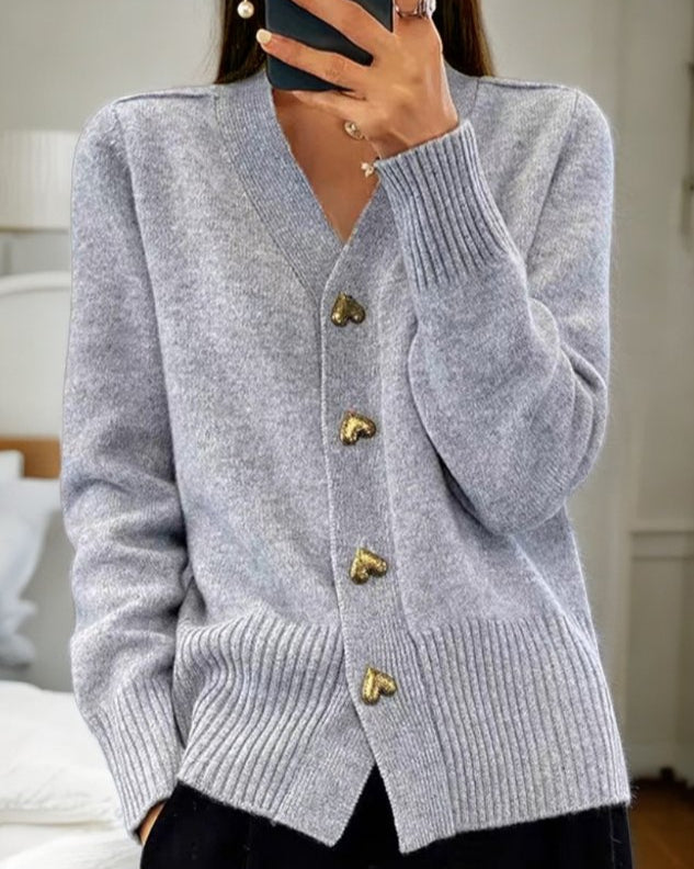 Adele | Elegant Hjärta Knapp Cardigan